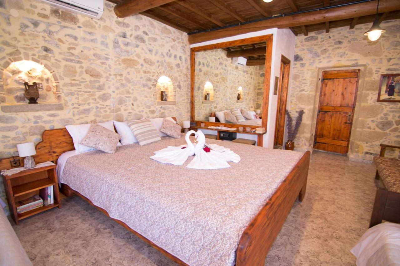 Villa Olive Tree With Private Pool & Jacuzzi Kíssamos Eksteriør billede